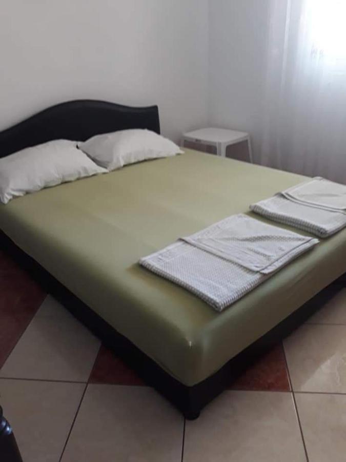 Hotel Kuca Protic à Sutomore Extérieur photo